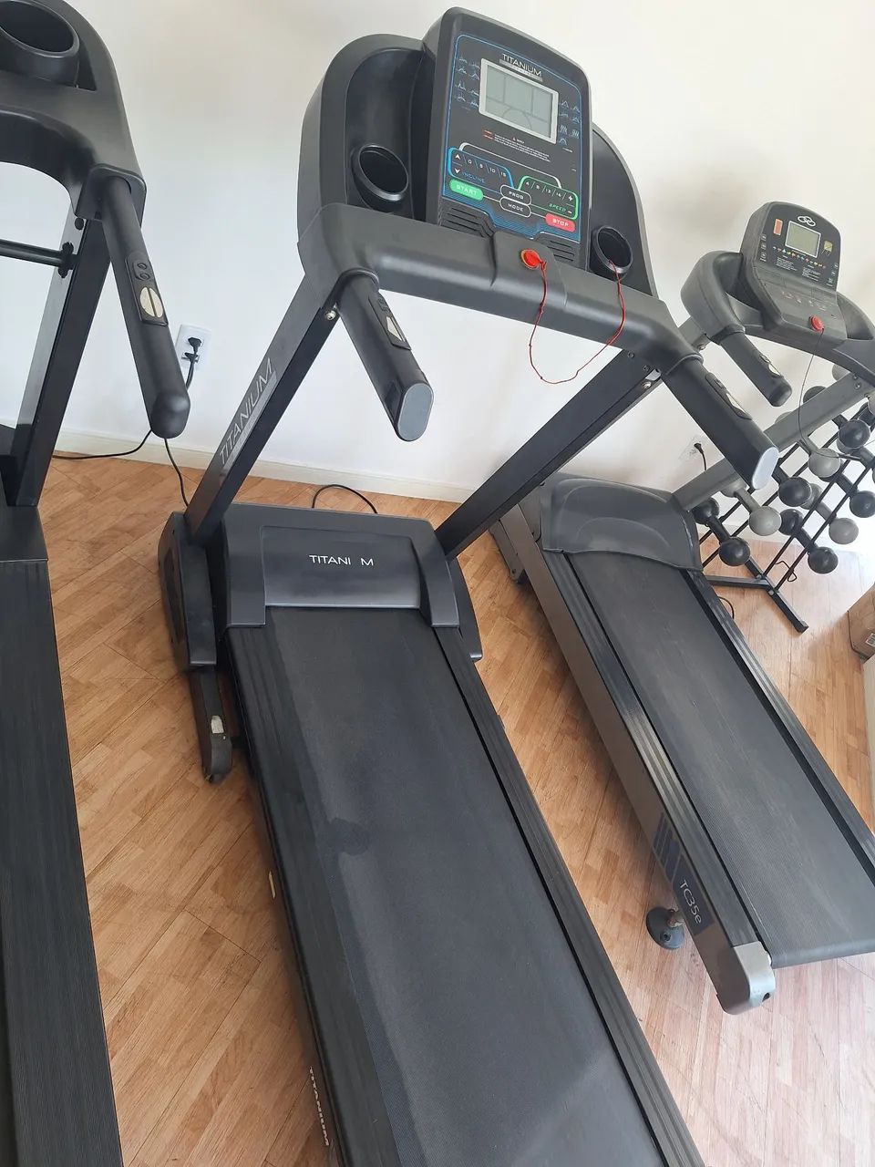 Esteira Titanium TC37 - Foto 2