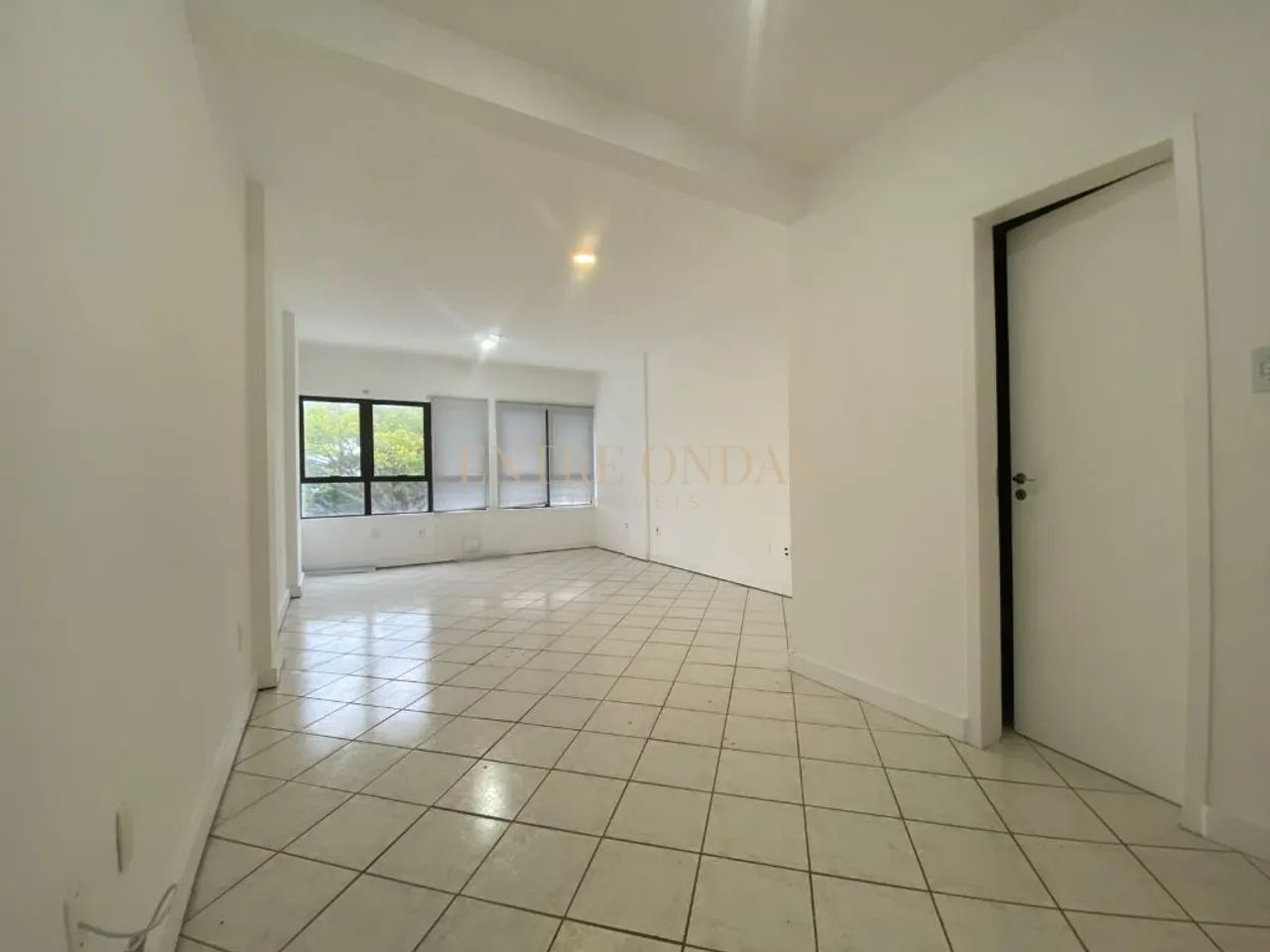 Sala comercial no bairro Trindade, Florianópolis.