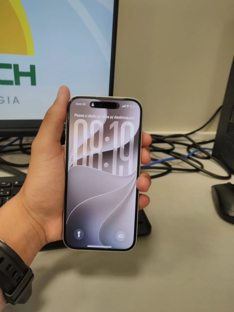 iPhone 16