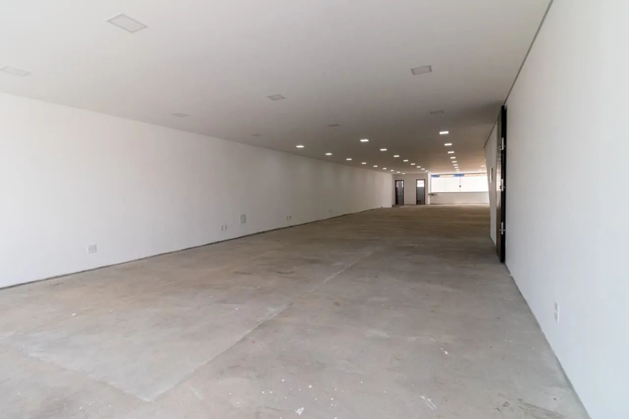 Sobreloja na Rua Isabel Dias, 62 - 1º andar  250 m²