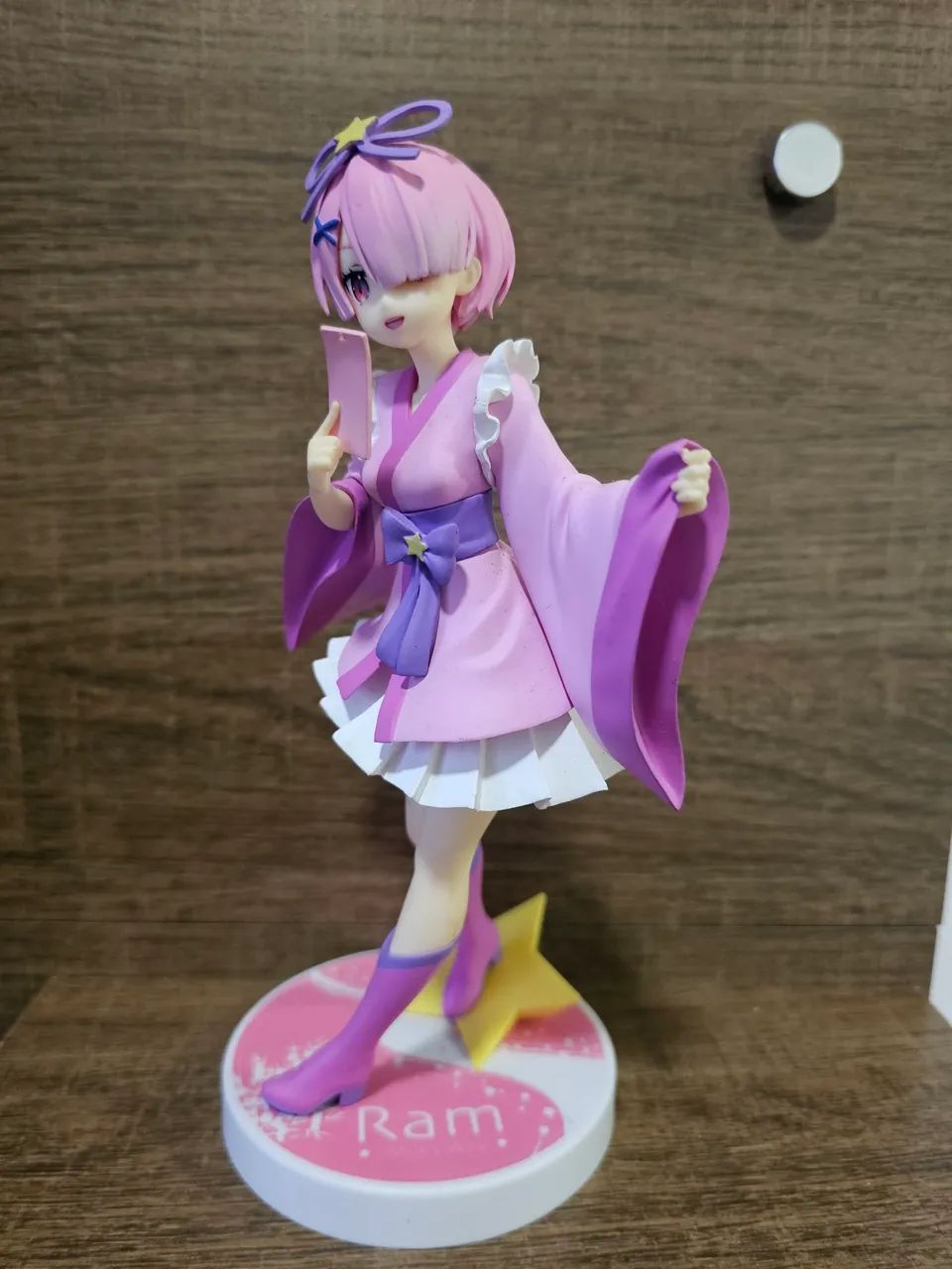 FURYU REZERO - Foto 3
