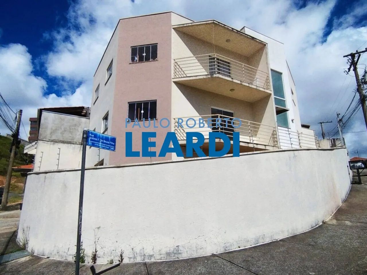 APARTAMENTO - MONTE VERDE II - MG