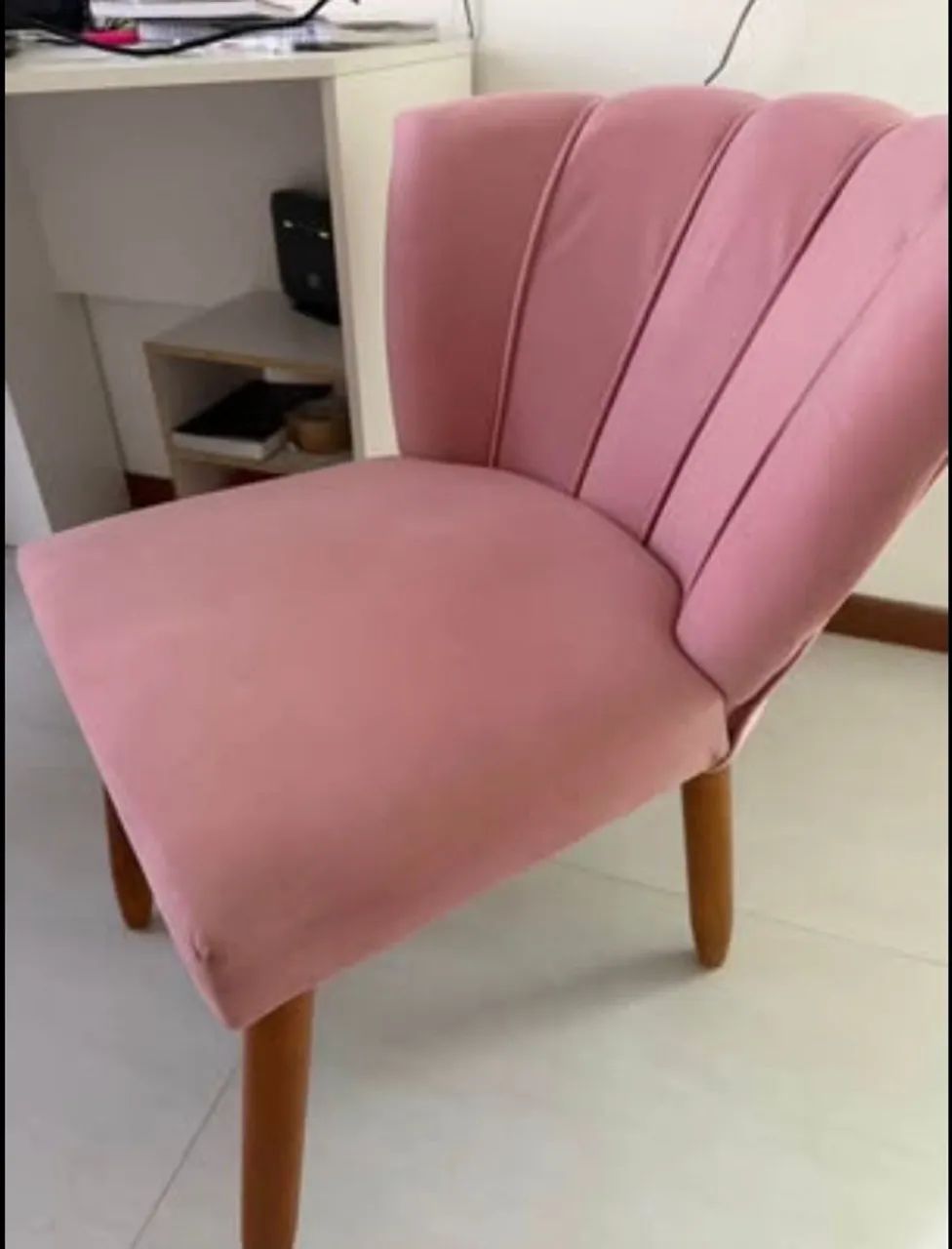 Cadeira / Poltrona Estofada Rosa 
