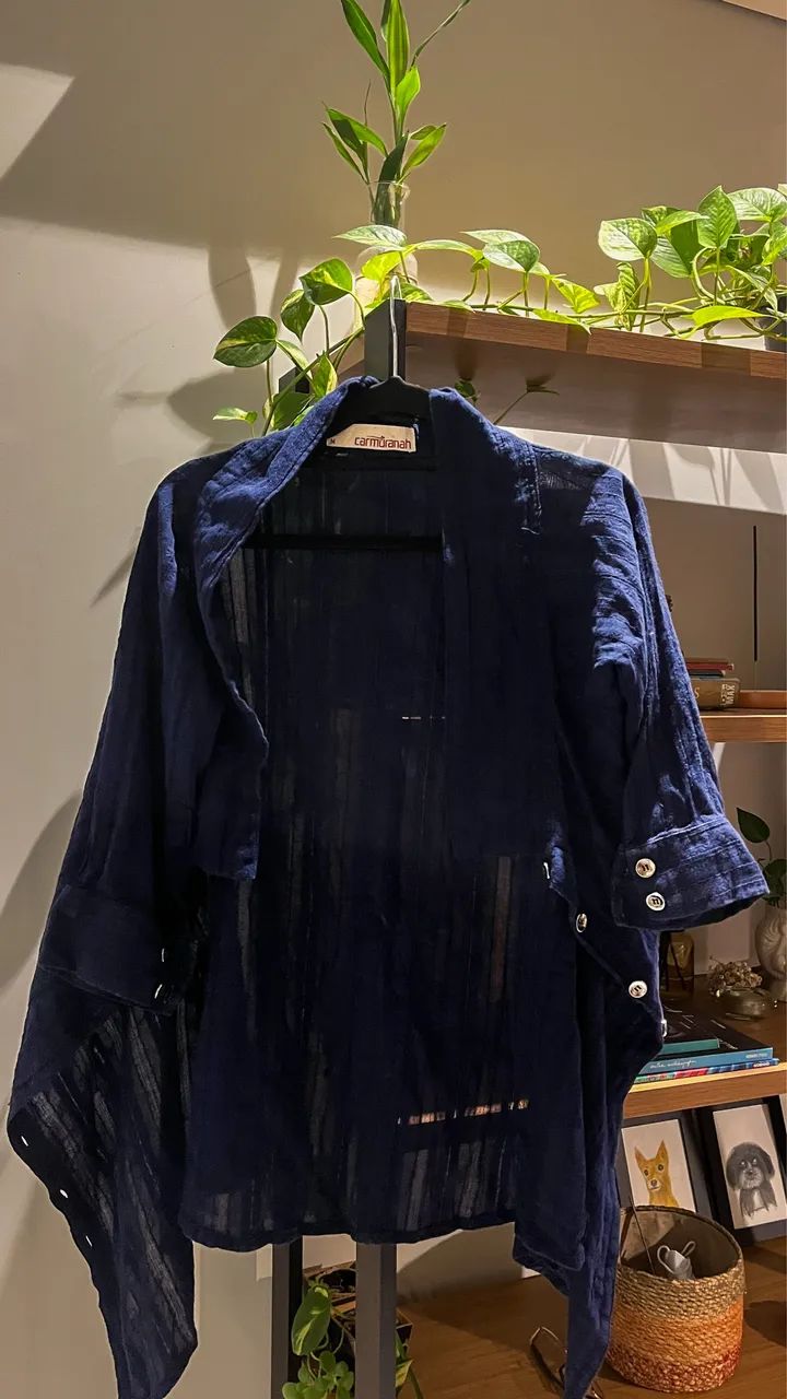 ROUPA - Blusa azul de algodão