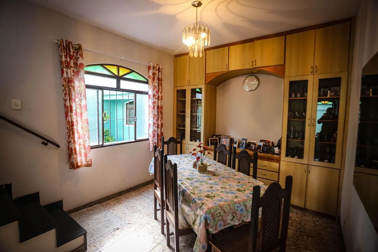 Casa à Venda - Ermelinda, 4 Quartos, 243 m2 - Foto 5