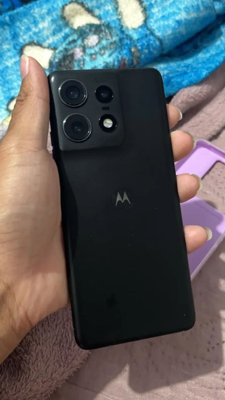 Vendo moto Edge 50 pro  - Foto 4