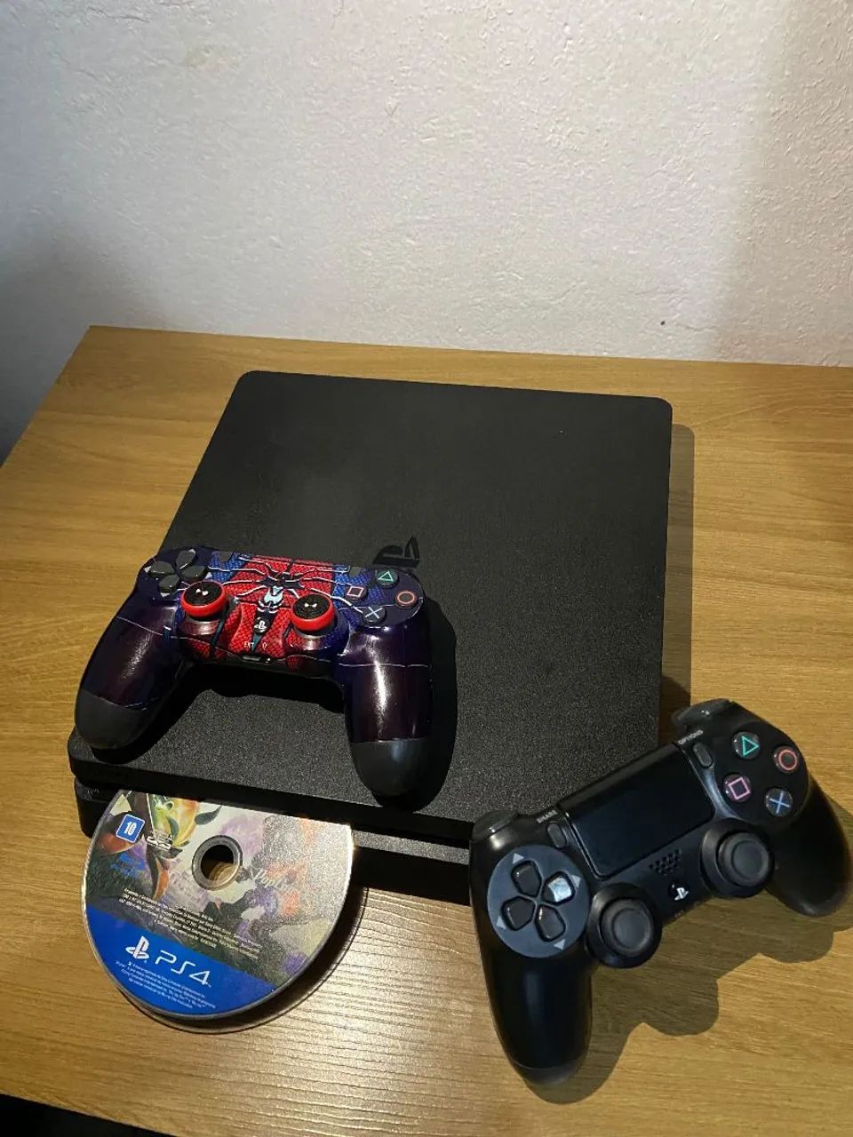 Ps4 slim 