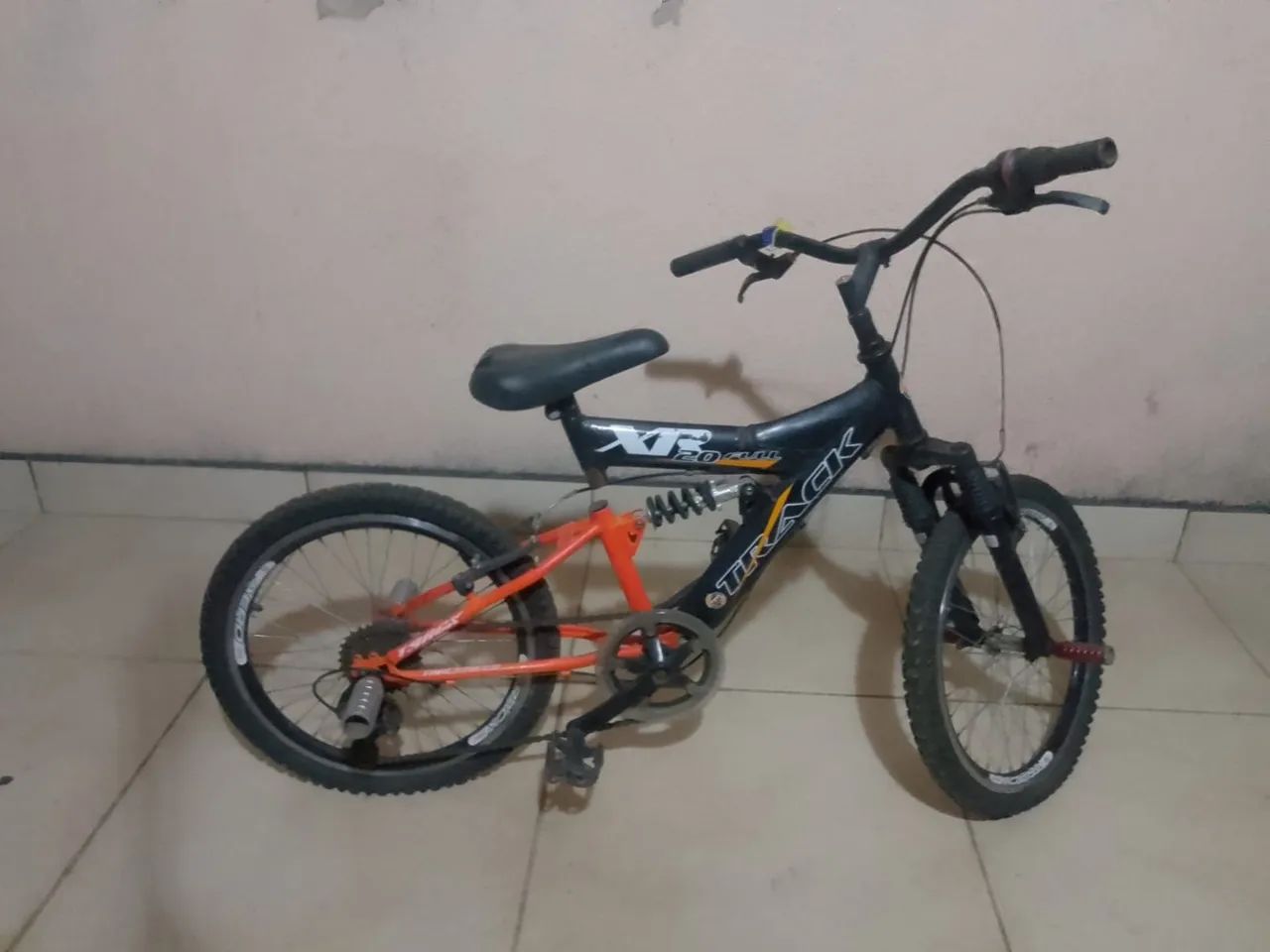 Bike aro 20 com amortecedor e marcha  - Foto 4