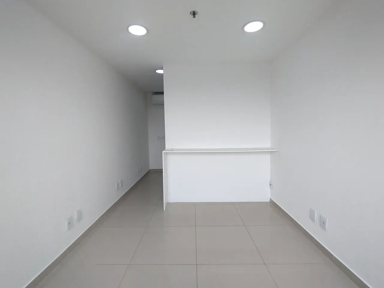 Sala comercial | 21m² | Reformada | Pilares, Zona Norte - RJ - Foto 5