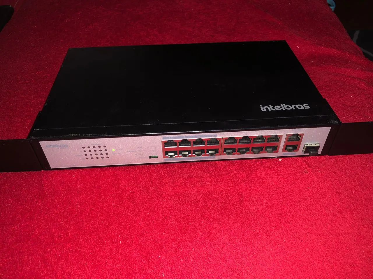 Switch POE 16 portas Intelbras 