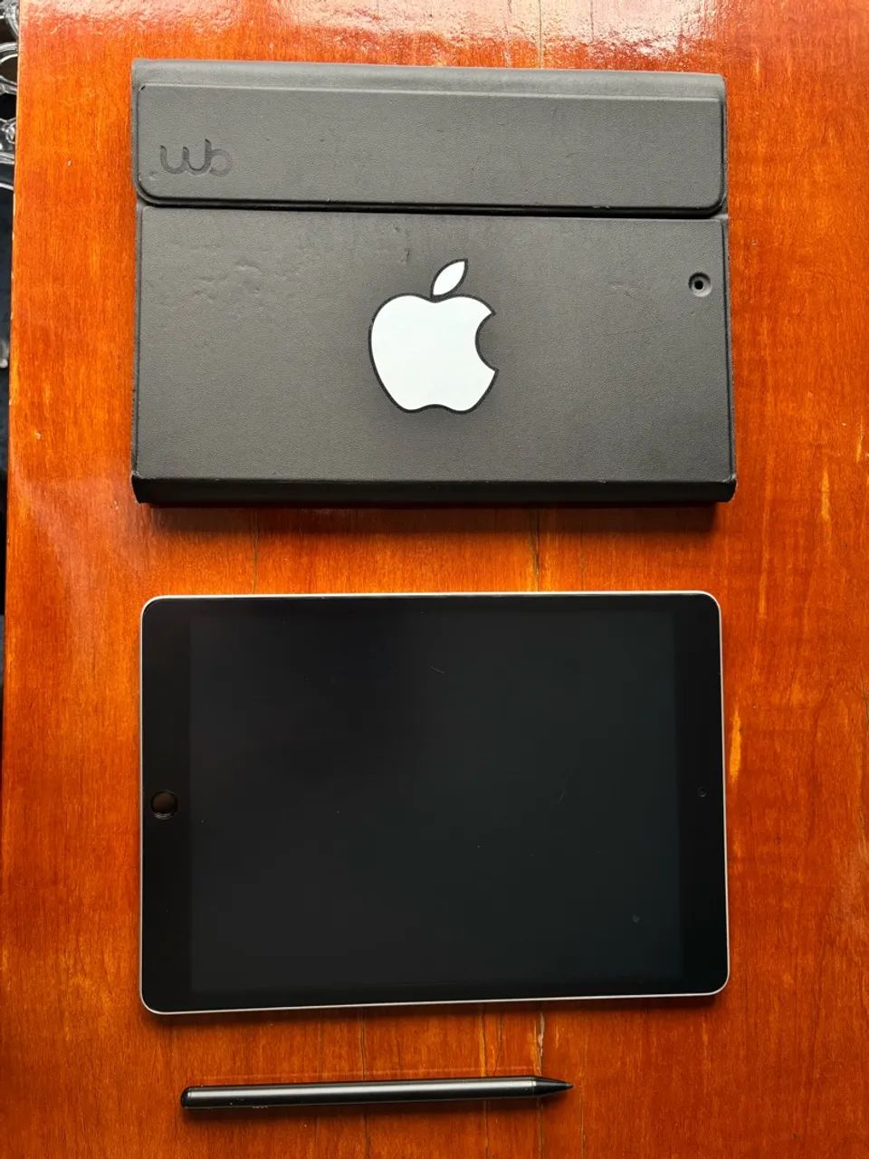 Ipad 9ª geração 64gb + capa e caneta pencil WB - Foto 2