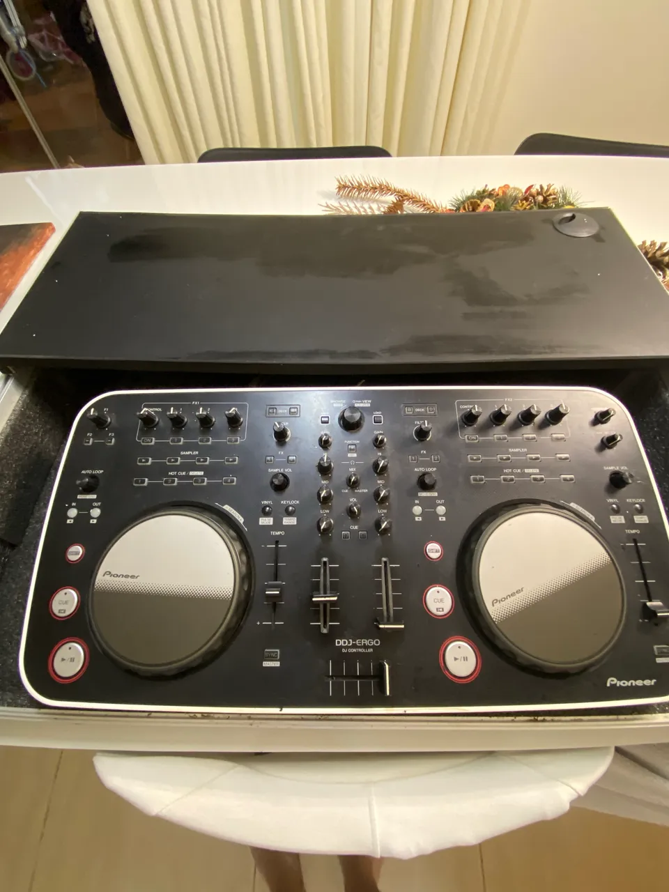 中古 Pioneer DDJ-ERGO DJコントローラー ddj ergo