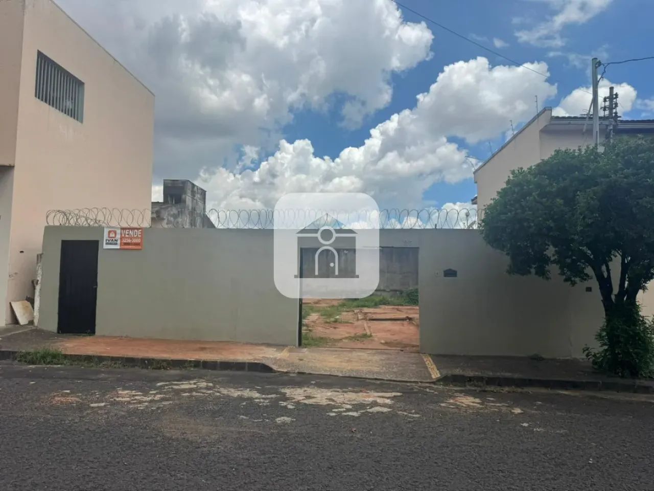 Terrena para venda no bairro Brasil