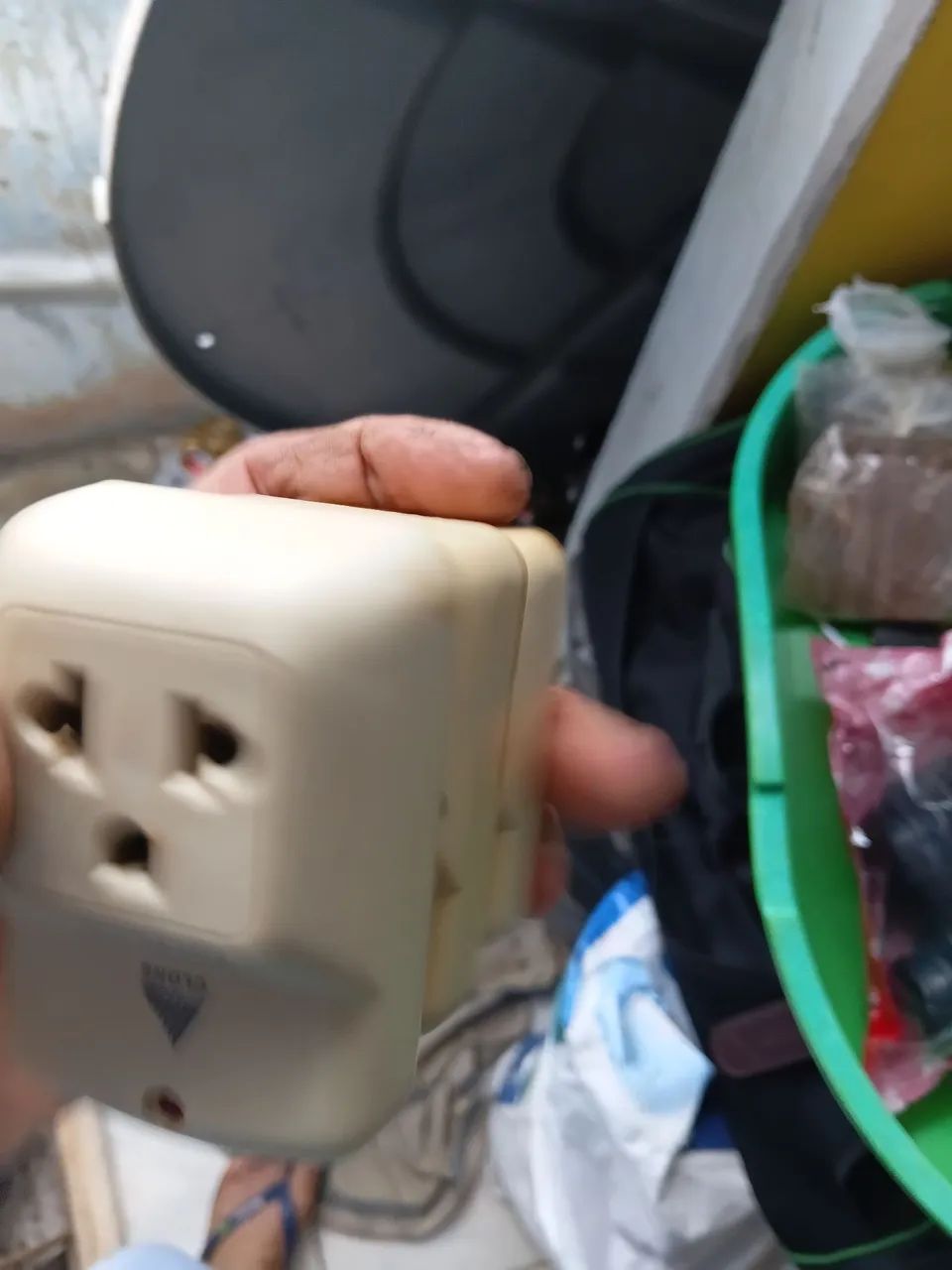 Tomada com porta fusível  - Foto 3