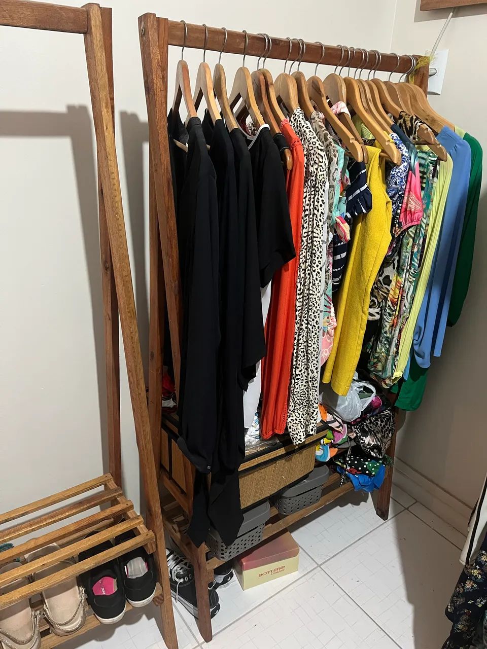 Arara de roupas - Foto 5