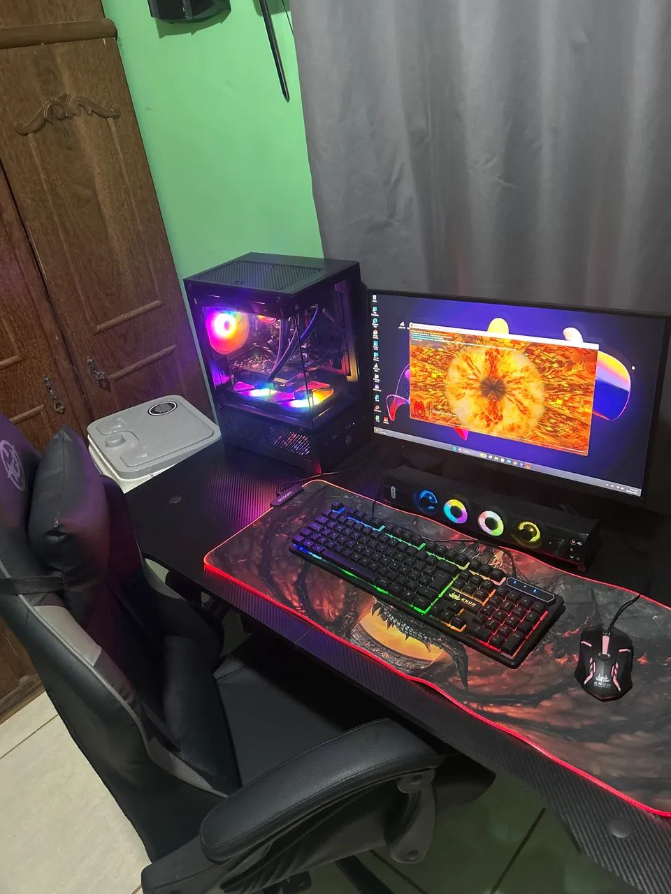 Pc Gamer completo com mesa e cadeira