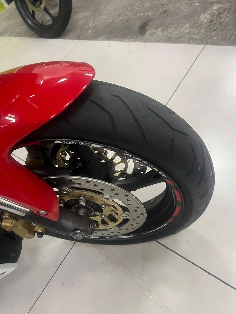 HONDA CBR 600F - Foto 3