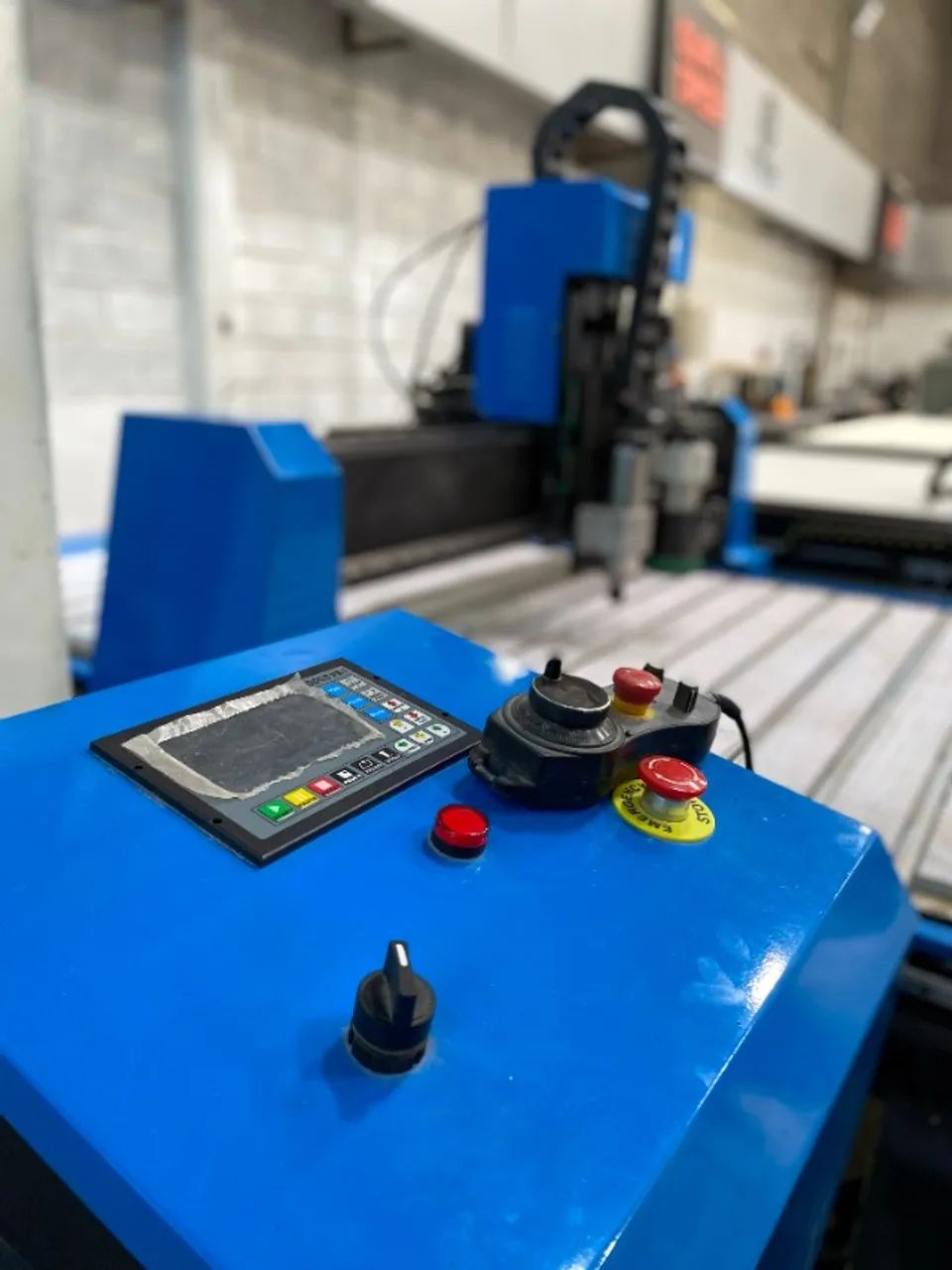 Router CNC Profissional 1,30x2,50 - Duplo Spindle - ACEITO TROCA - Foto 2
