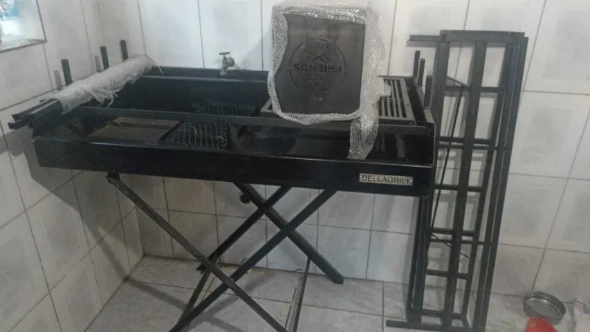 Churrasqueira Aço Carbono Dellagrill