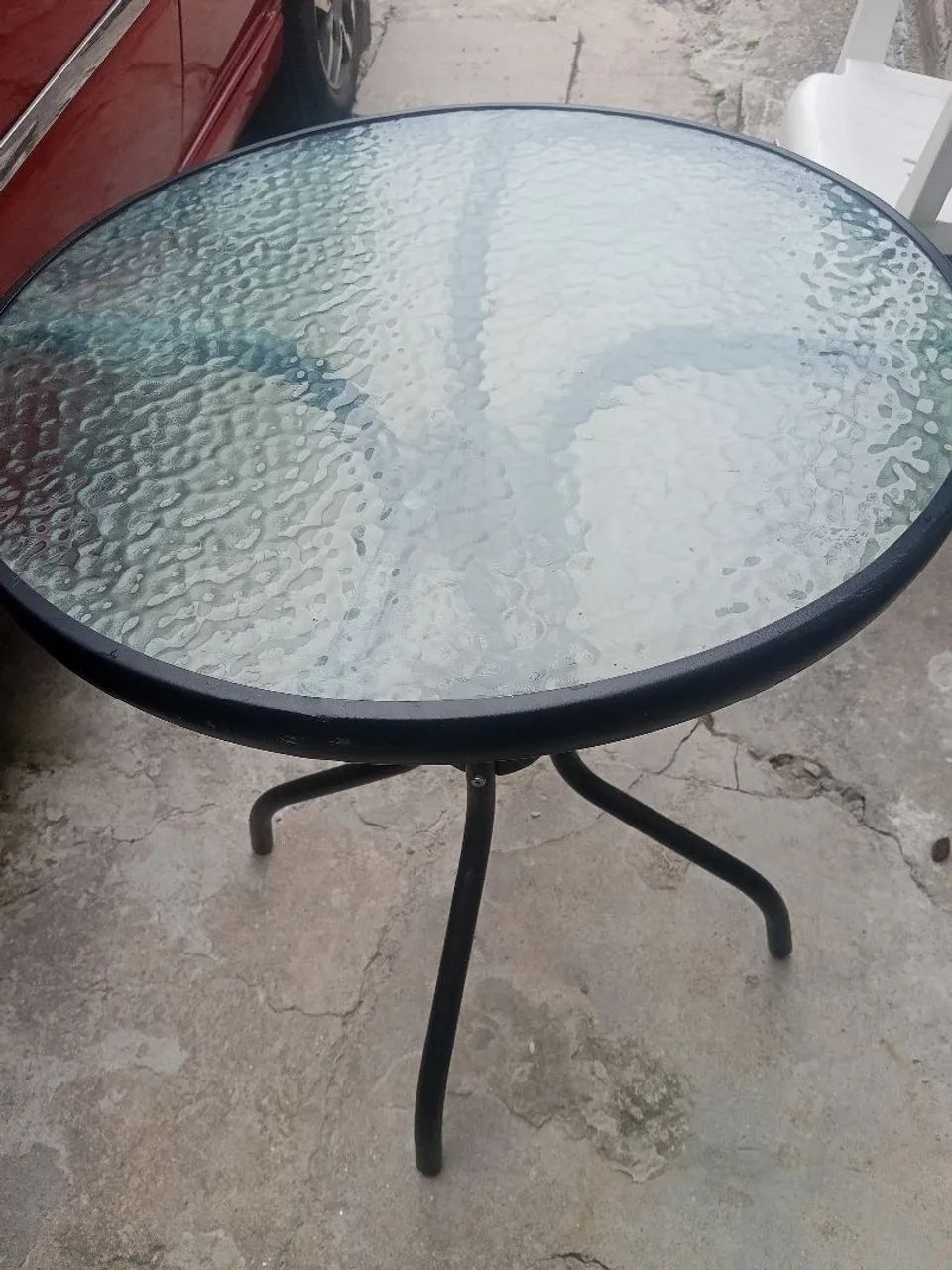 Mesa de canto com tampo de vidro 