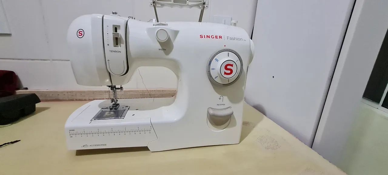 Vendo maquina de costura