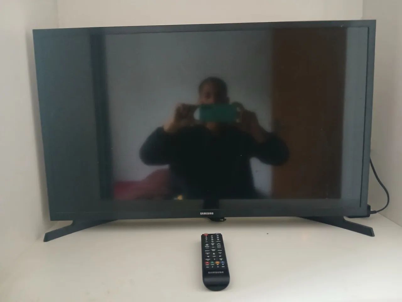 ? Smart TV Samsung 32" - Excelente Estado + Controle - Foto 3