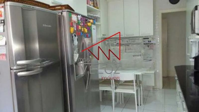 Apartamento : / Residencial / Gávea