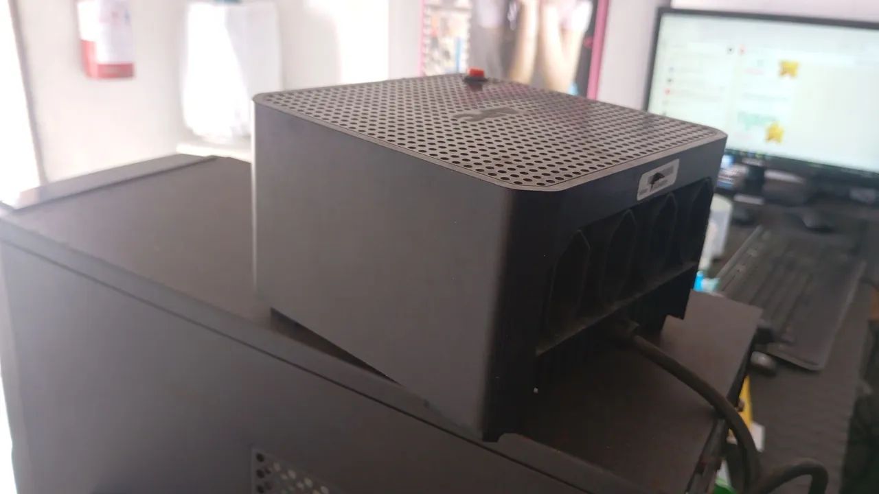 Estabilizador 300va - Foto 3