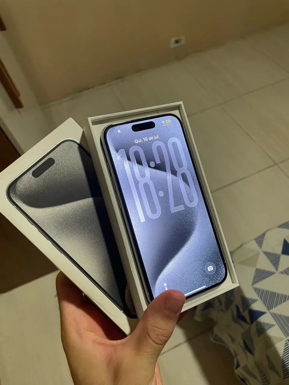 iPhone 15 Pro - Premium - Foto 2