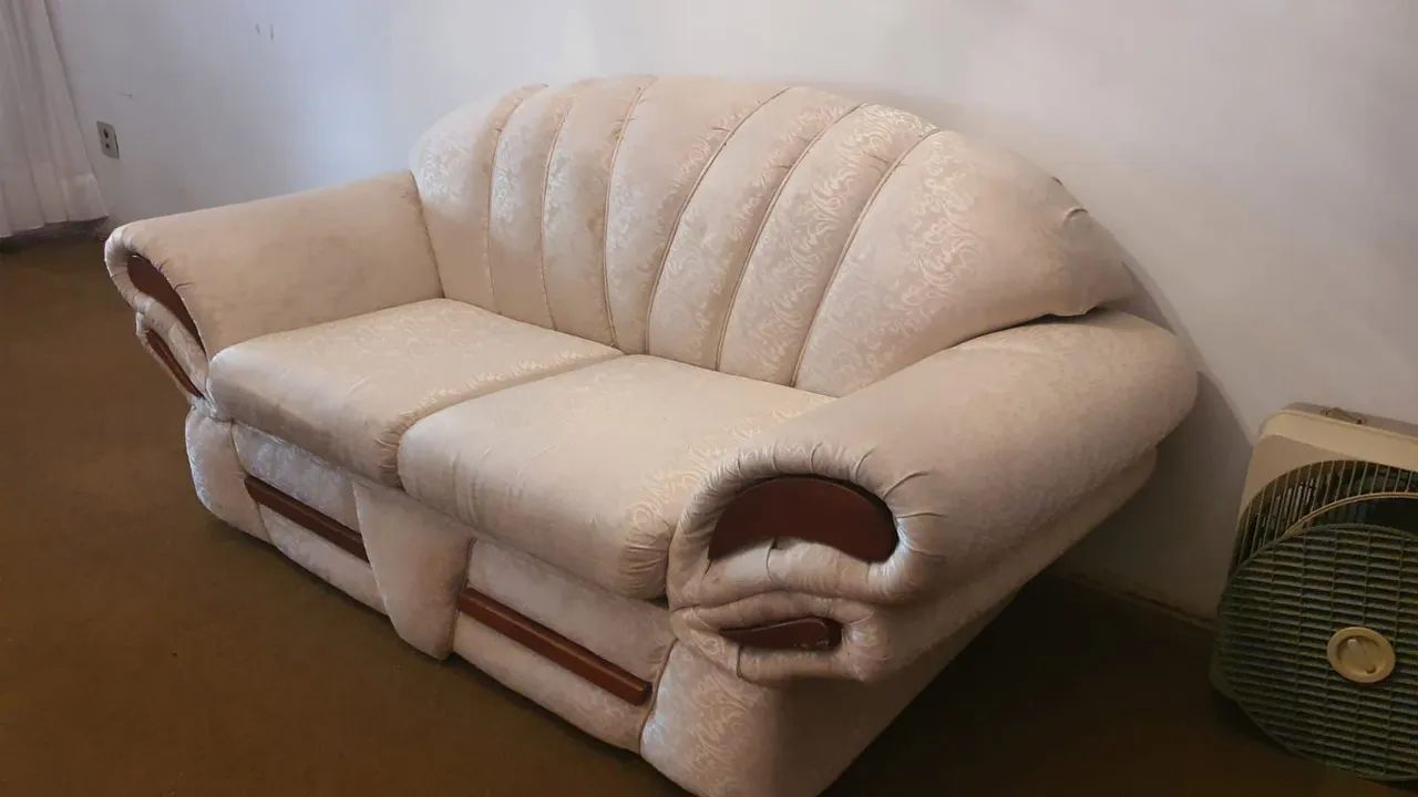 Sofá 2 e 3 lugares branco