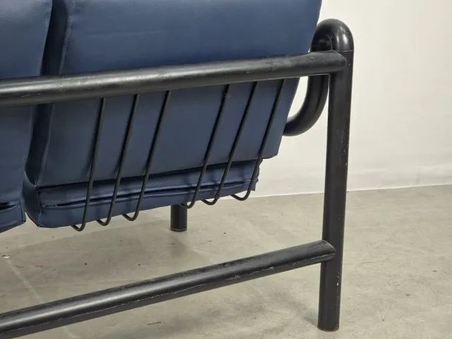 Sofá Tubular 2 Lugares Década de 70 Geraldo de Barros para Hobjeto na cor preta - Foto 4