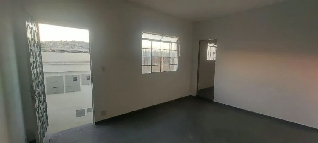 Alugo Barracão proximo centro de Venda Nova - Foto 3