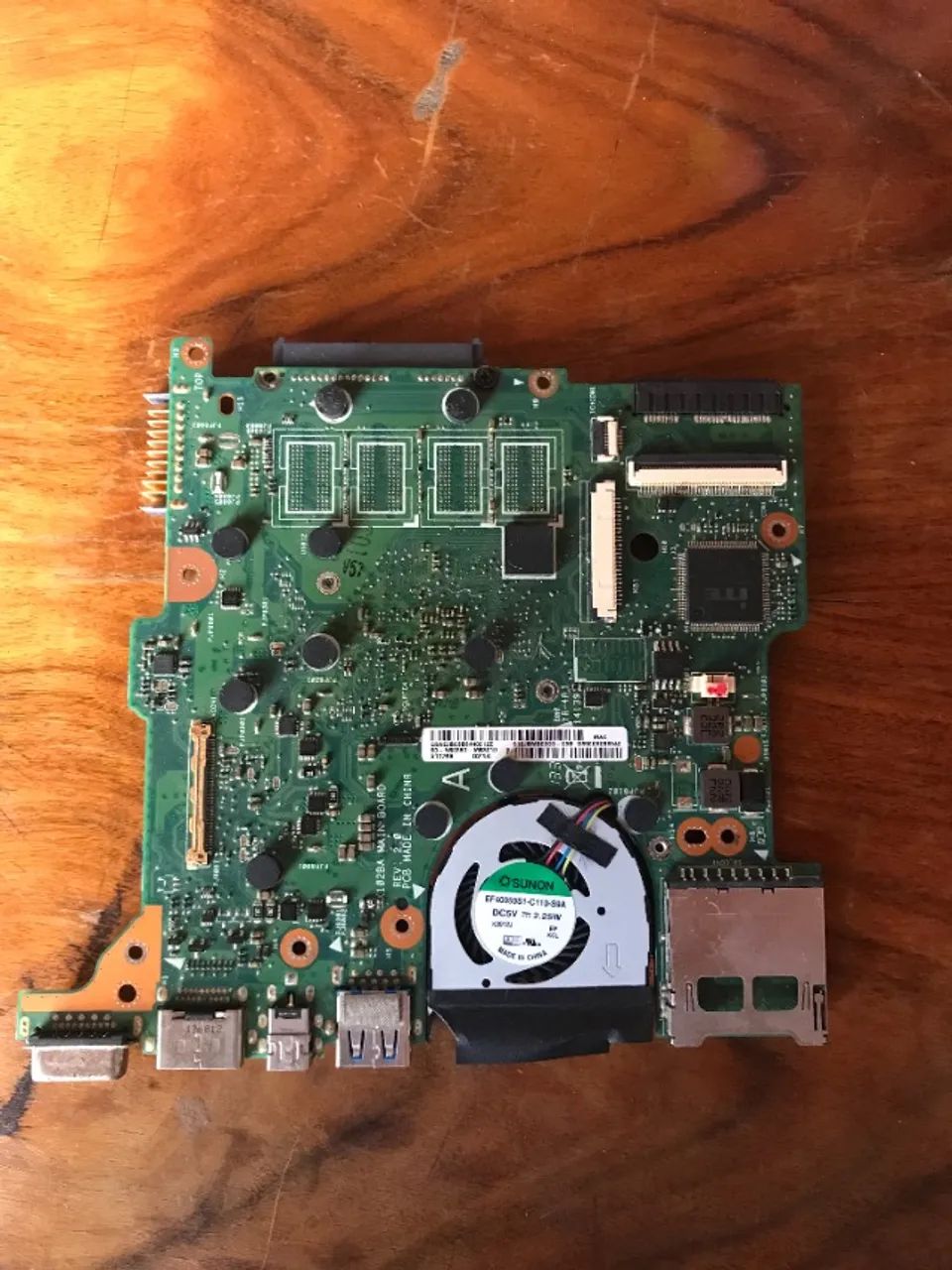 Placa Mãe Asus Modelo X102ba Rev. 2.0 Com Defeito - Foto 3