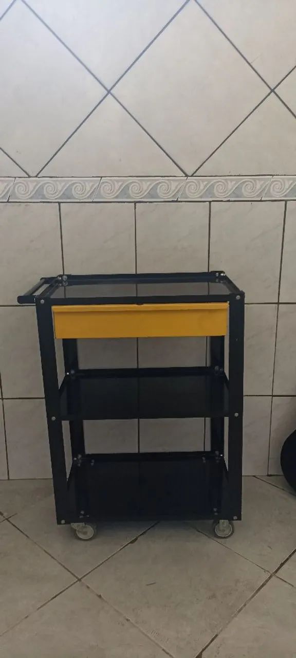 Carrinho de ferramentas 