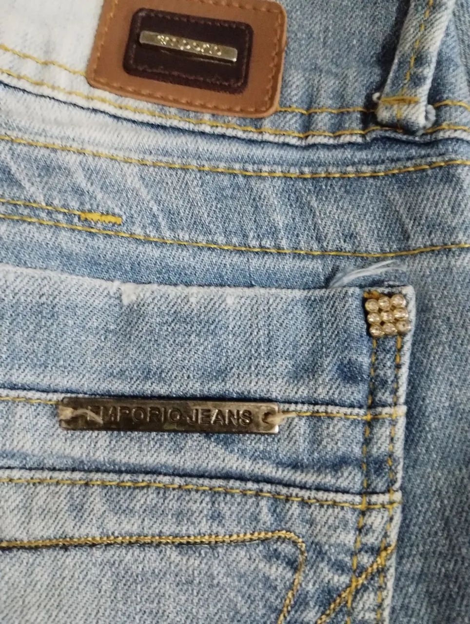 Vendo várias calças jeans Tam. 38 elastano  - Foto 3