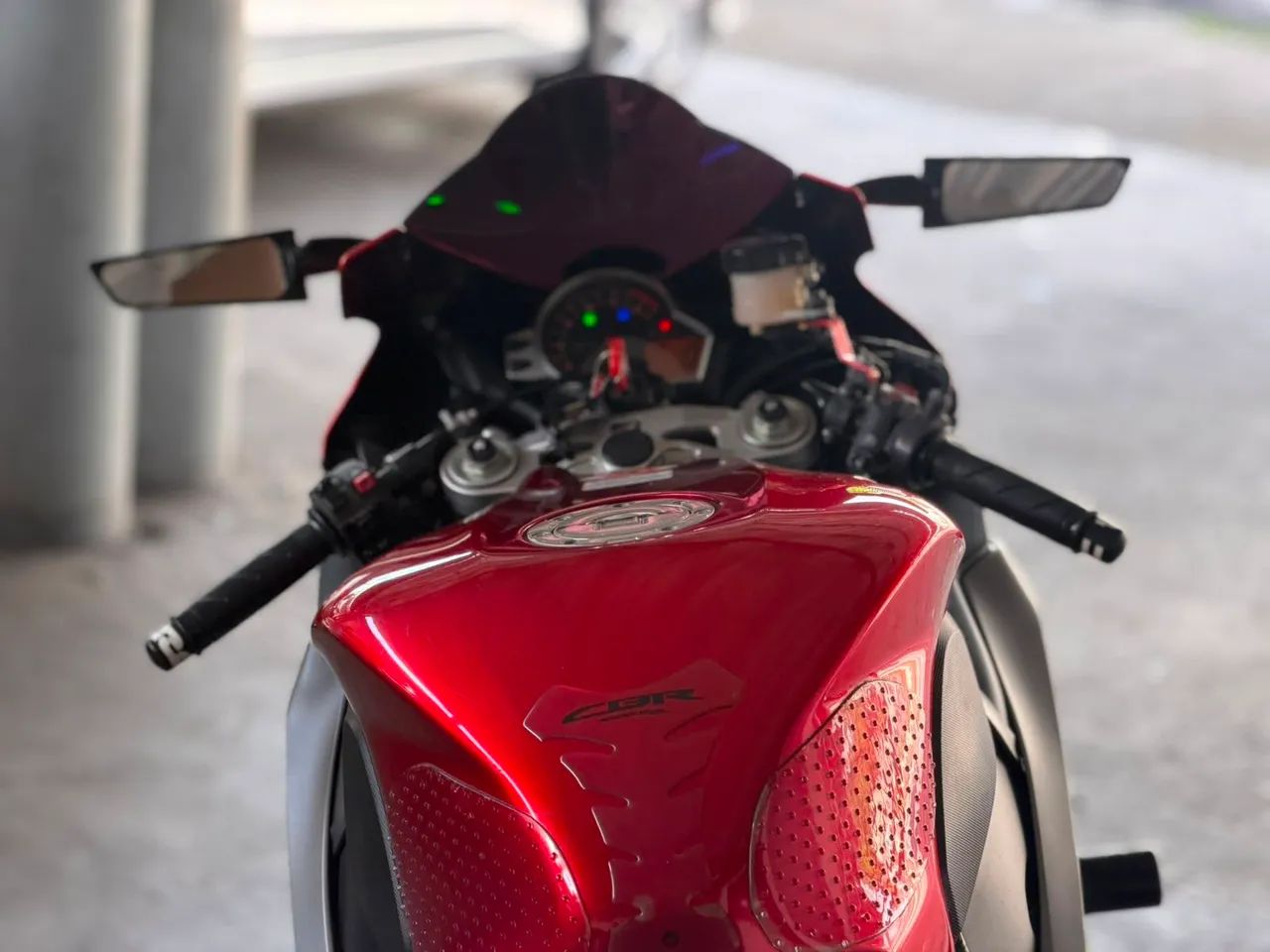 HONDA CBR 1.000RR FIREBLADE - Ano 2011 (A mais nova do Brasil) - Foto 6