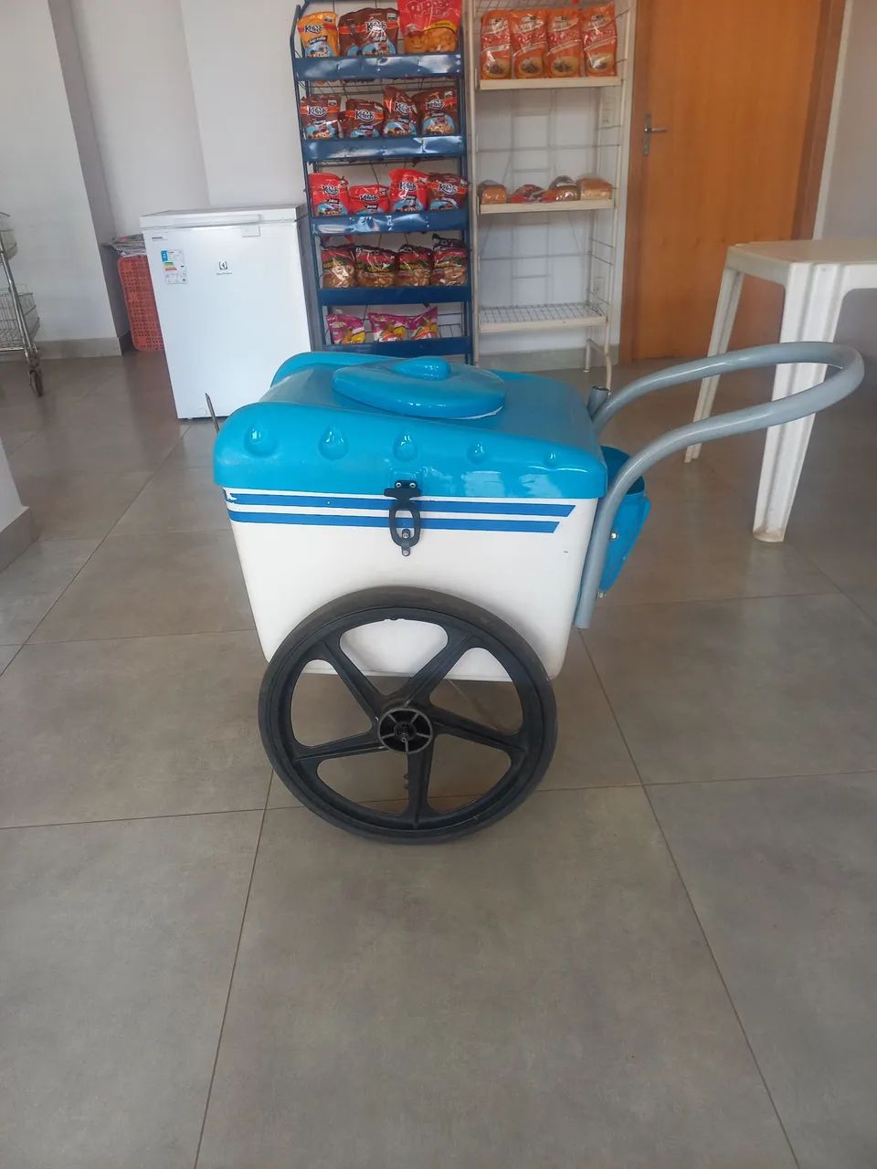 Carrinho de Picolé e Sorvete 