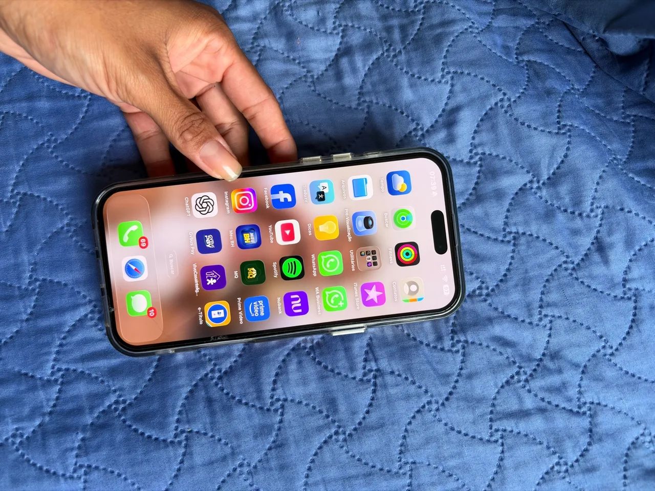 Celula iPhone 16 pro Max 256g  - Foto 5