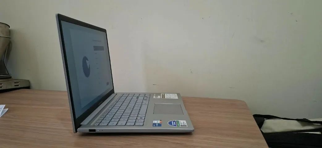 Notebook ASUS Vivobook 15 - Foto 2