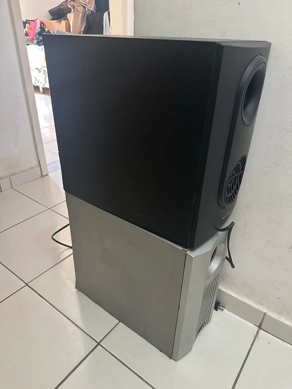 Caixas Subwoofer Pioneer Seladas  - Foto 3