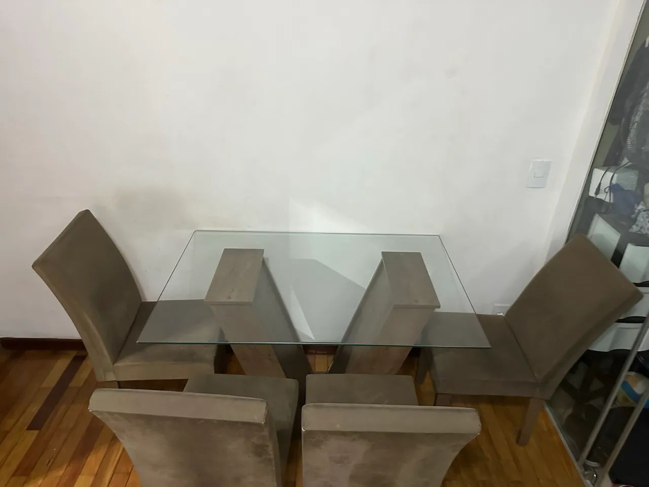 Mesa 120x80 c/4 cadeiras de tecido  - Foto 3