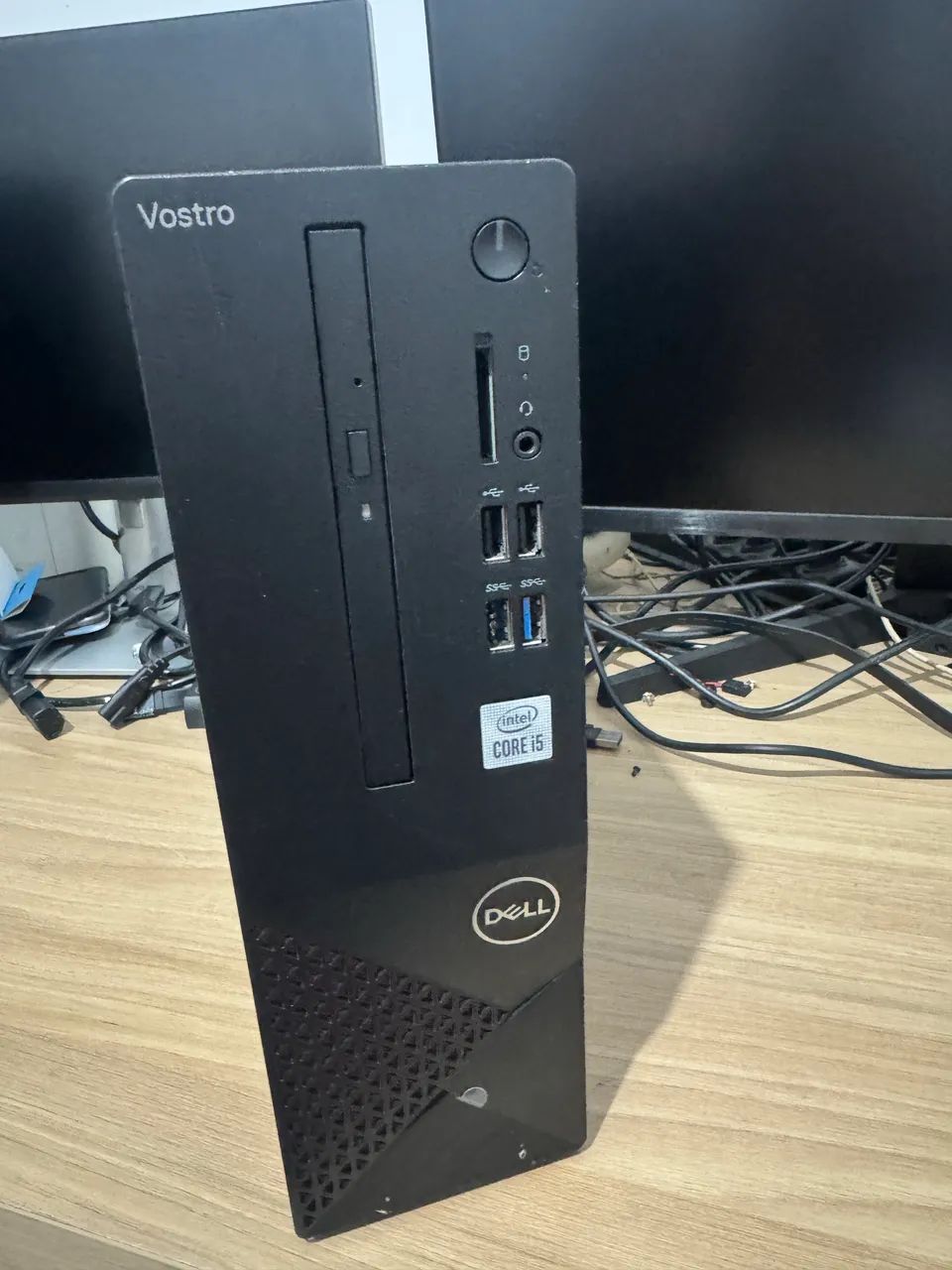 Dell Vostro 3681