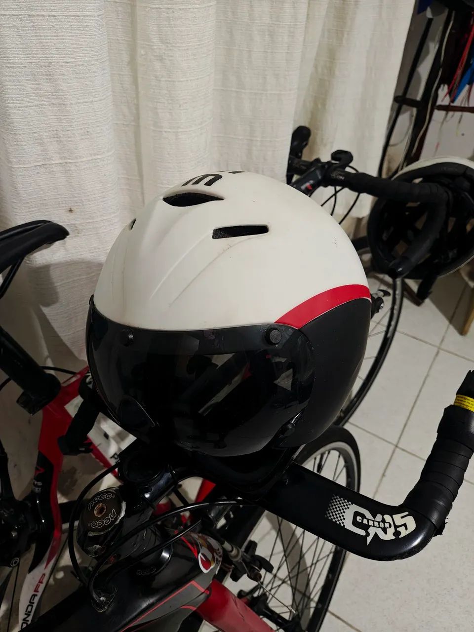 Capacete aero Triathlon/TT