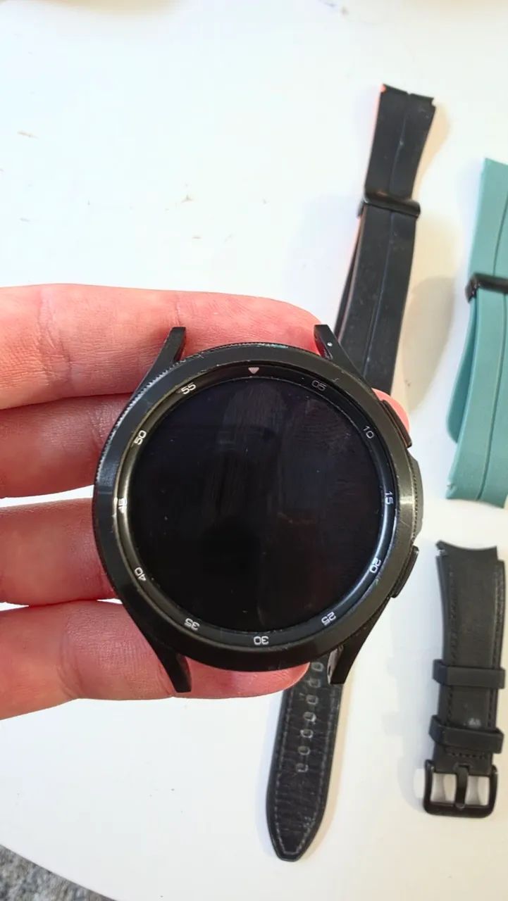 Samsung Galaxy Watch 4 Classic 42mm LTE - R$ 400 - Foto 2