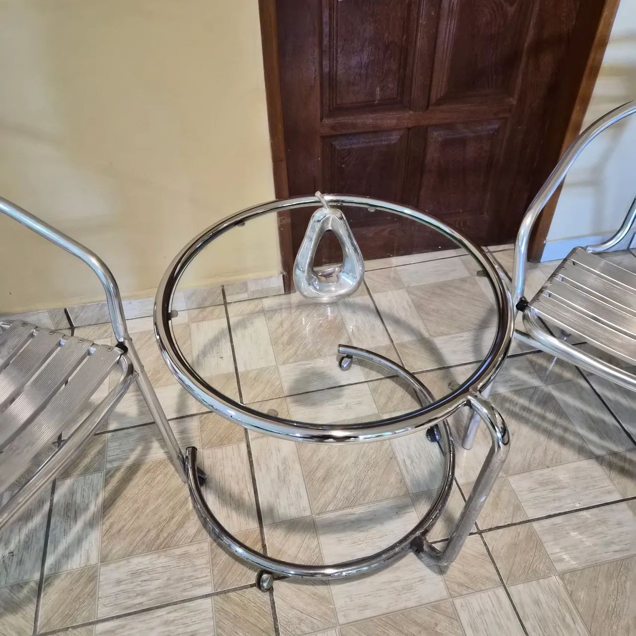 Mesa e 2 cadeiras R$ 150 - Foto 3