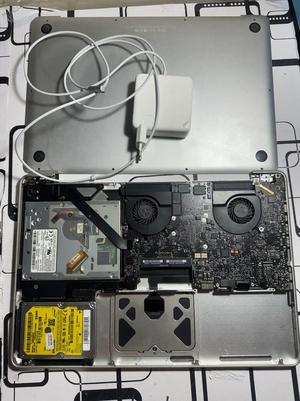 MacBook Pro 2010 15? - RETIRADA DE PEÇAS  - Foto 2