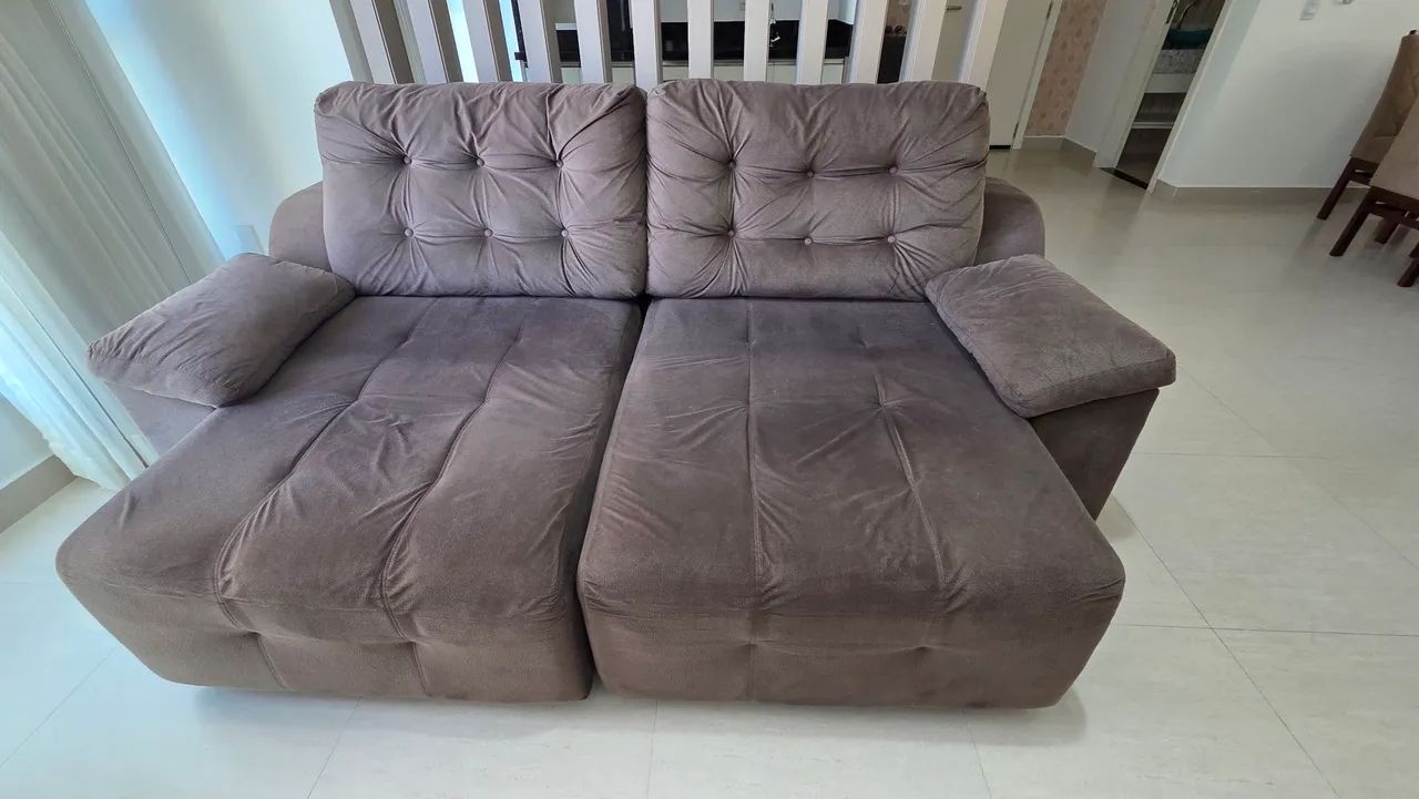 Vende-se sofá retrátil  2,10m - Foto 2