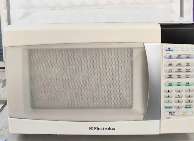 Micro Ondas Electrolux ME28 28 litros 127 v