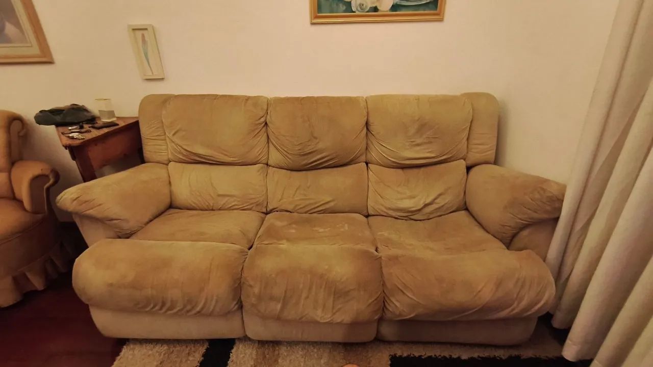 Sofá de 3 lugares bege - Foto 4