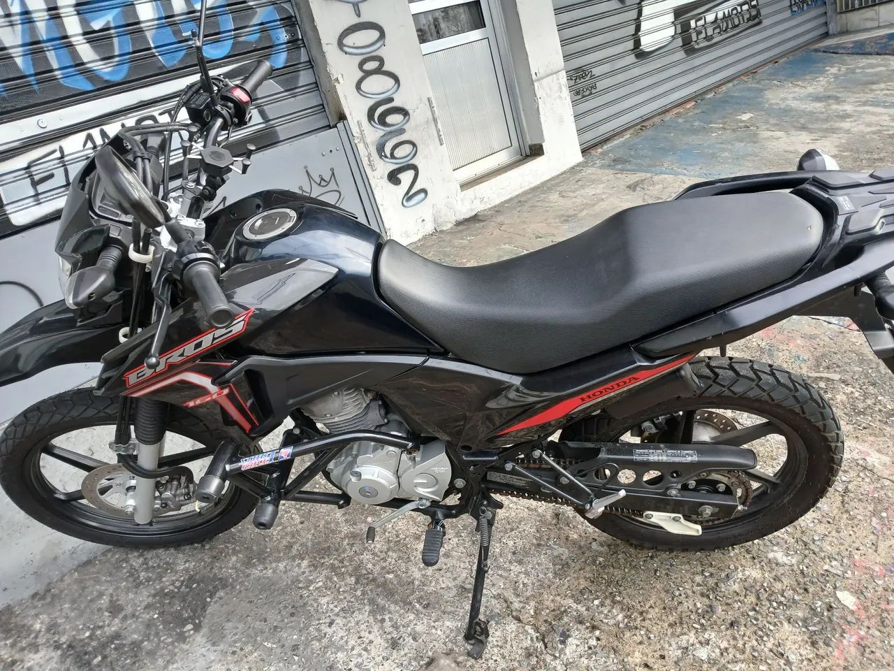 Bros 160 